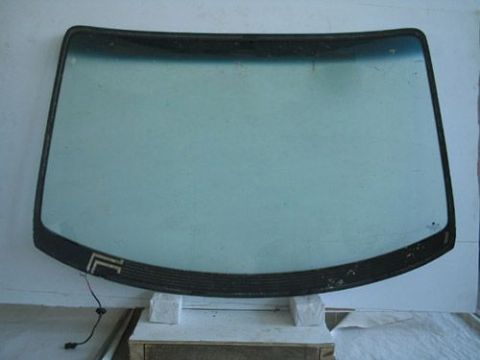 點(diǎn)擊查看詳細(xì)信息<br>標(biāo)題：汽車玻璃 閱讀次數(shù)：2628