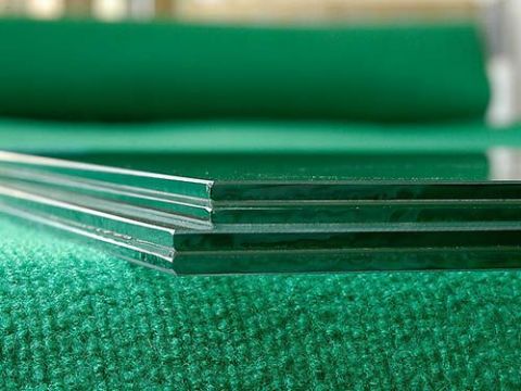 點(diǎn)擊查看詳細(xì)信息<br>標(biāo)題：夾層玻璃 閱讀次數(shù)：2896