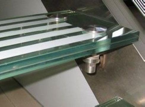 點擊查看詳細信息<br>標(biāo)題：夾層玻璃 閱讀次數(shù)：2663